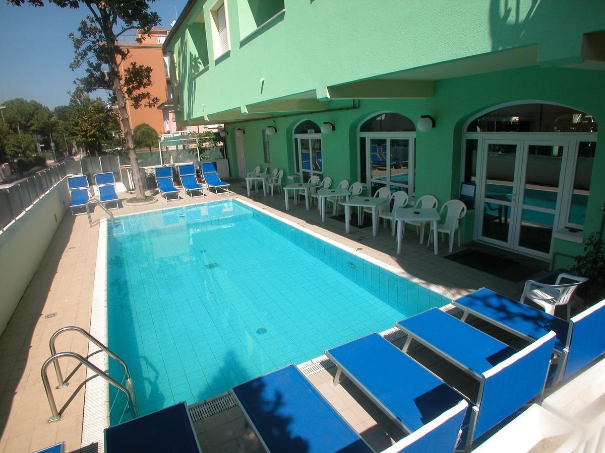 Residence Eurogarden Rimini Dış mekan fotoğraf