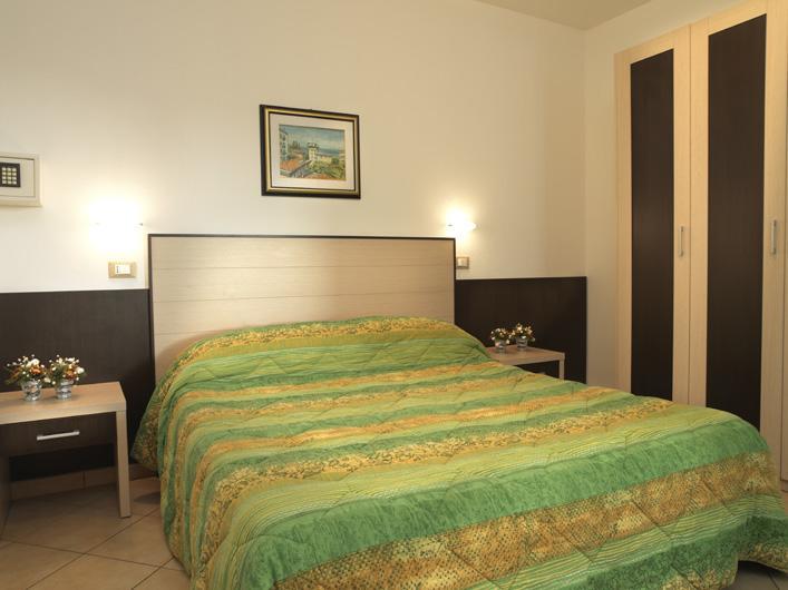 Residence Eurogarden Rimini Dış mekan fotoğraf